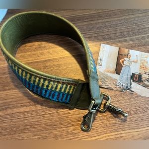 Nena medium strap
